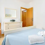 Bougainvillea Apartamento San Teodoro (Sardinia)
