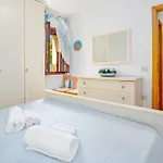 Apartamento Bougainvillea San Teodoro (Sardinia)